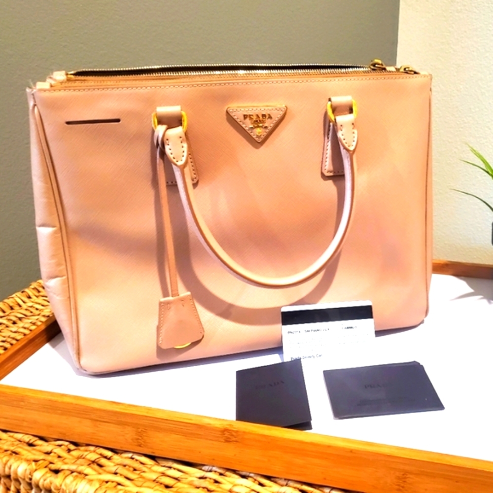 ***SOLD*** Prada Double Zip Galleria Lux Tote
